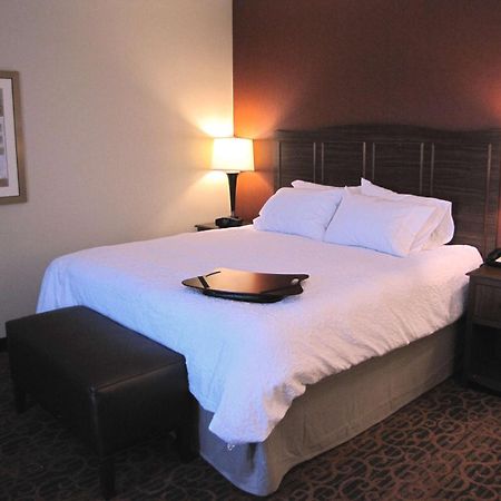 Hampton Inn & Suites Джеймстаун Екстериор снимка