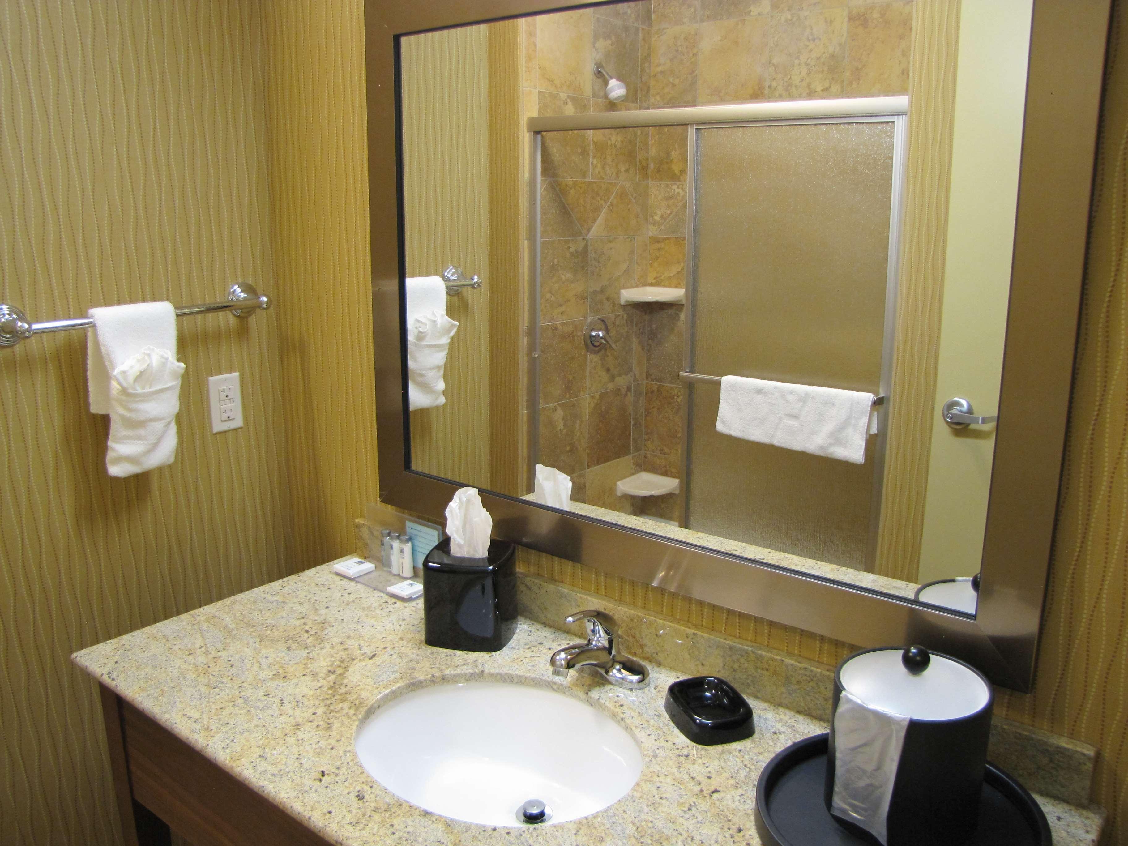 Hampton Inn & Suites Джеймстаун Екстериор снимка
