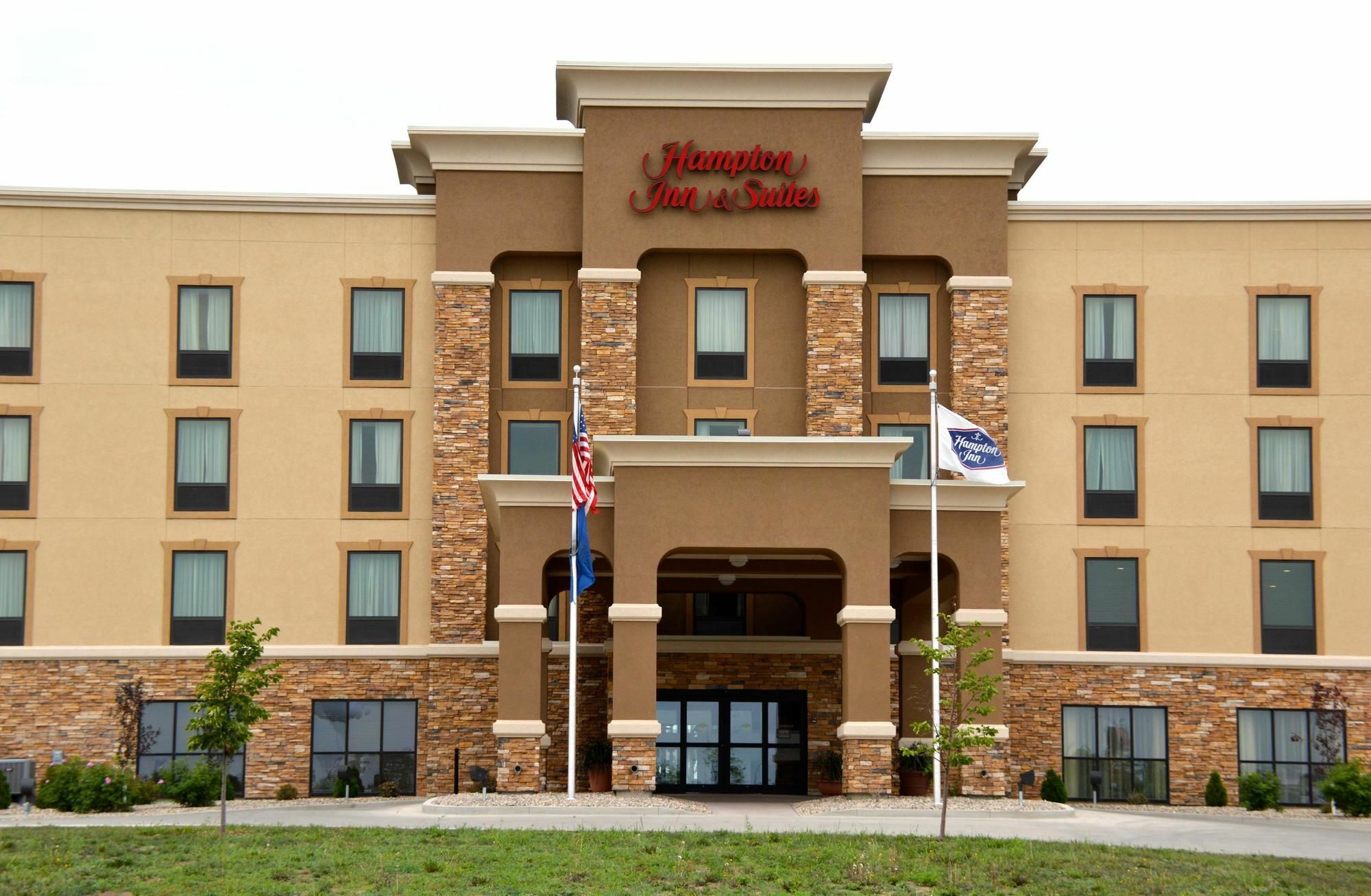 Hampton Inn & Suites Джеймстаун Екстериор снимка